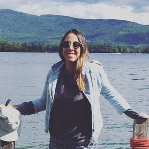 Meet your Posher, Julie